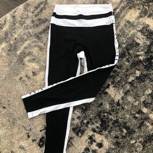 PINK Ultimate leggings